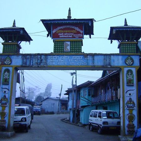 V Resorts Dudhwa Wilderness Camp Lakhimpur Buitenkant foto