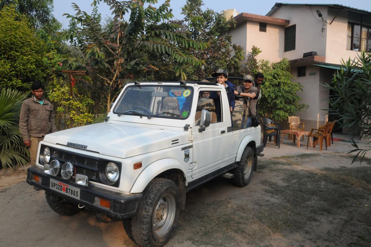 V Resorts Dudhwa Wilderness Camp Lakhimpur Buitenkant foto